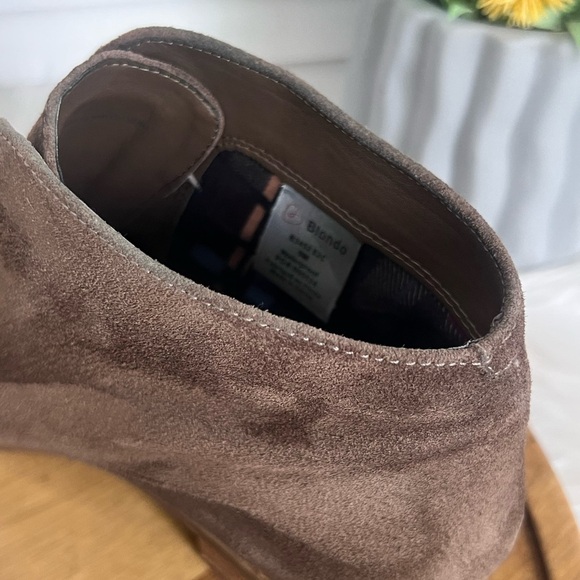 Blondo Verona Waterproof Ankle Boot Brown Suede Neutral Casual Size 9 - Picture 7 of 13